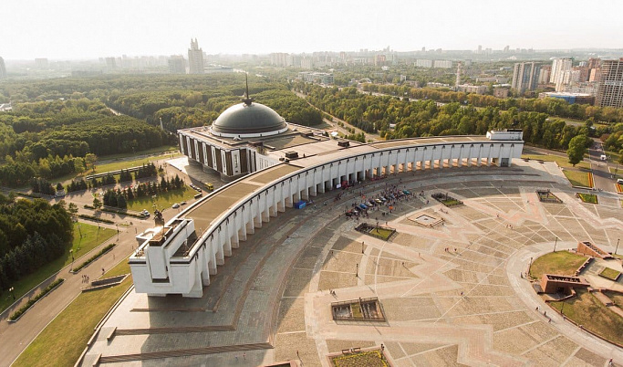 Музей Победы в Москве объявил акцию для посетителей с купюрой, на которой изображен Ржевский мемориал