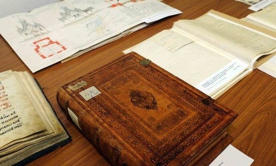 Государственный архив Тверской области получит планетарный сканер