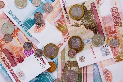 Количество поддельных банкнот в Тверской области снизилось
