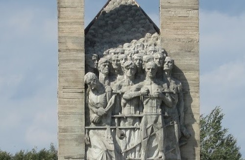 Восстановлены имена 98 уроженцев Тверского края, погибших в концлагере Дулаг-100