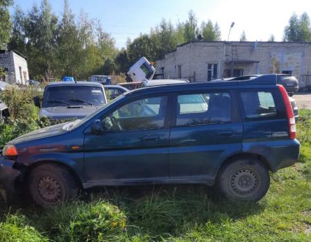 В Тверской области рецидивист угнал у матери автомобиль и попал в ДТП