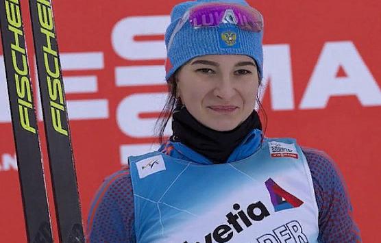 Тверская лыжница Наталья Непряева взяла золото Чемпионата России