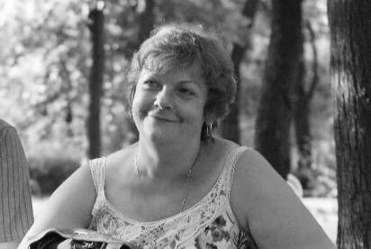 На 52-м году жизни в Твери скончалась преподаватель журналистики ТвГУ Марина Смелова