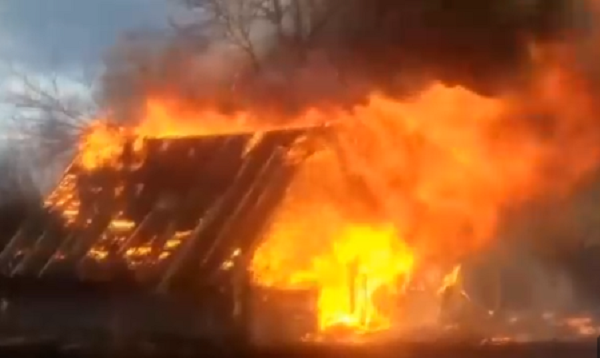Администрация Вышневолоцкого района прокомментировала пожар в деревне Житово