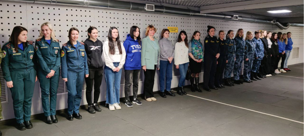 В Твери состоялся турнир по стрельбе среди женщин из силовых ведомств