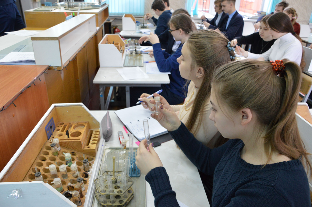 Тверские школьники приняли участие в Дне российской науки