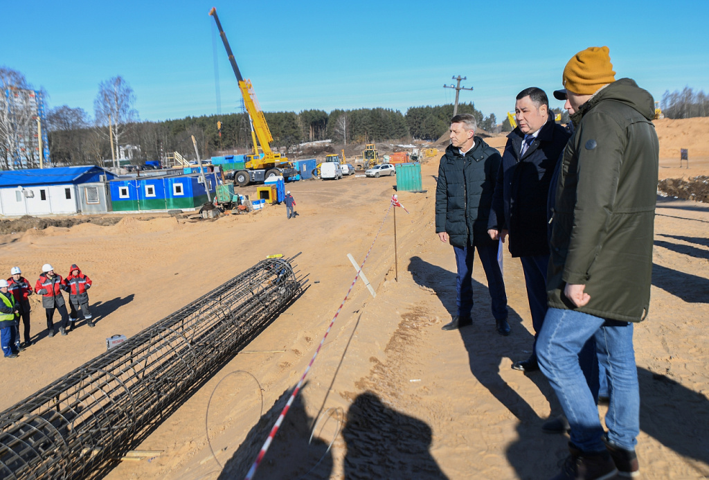 Игорь Руденя посетил площадку строительства Западного моста в Твери