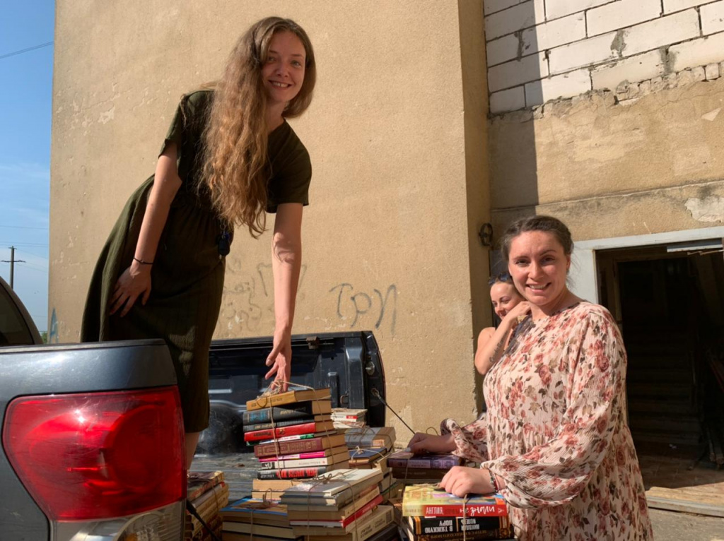 Сельские библиотеки Калининского района получили от тверичан 400 книг