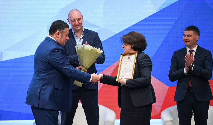 В День Российского предпринимательства Игорь Руденя вручил награды представителями бизнеса региона