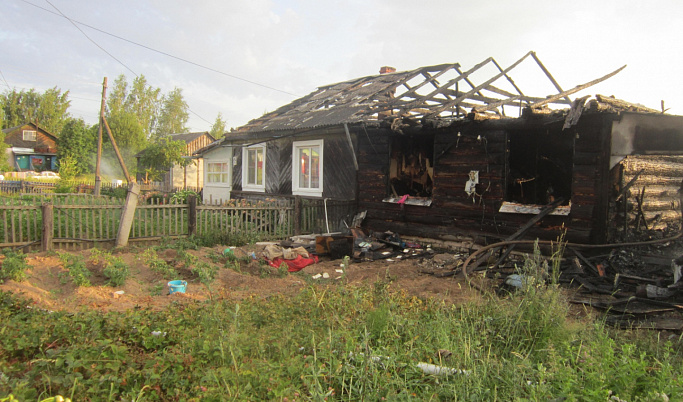 На пожаре в Тверской области погибла пенсионерка