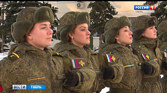 Тверские девушки-курсанты впервые примут участие в главном параде страны