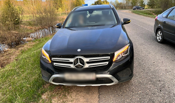 В Тверской области остановили 10-летнего водителя Mercedes