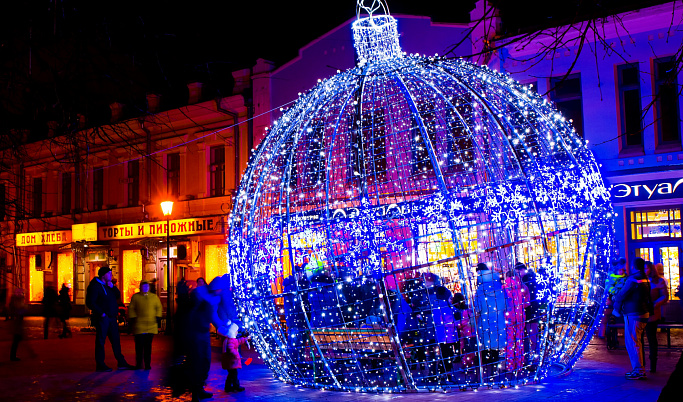 Рождественская ярмарка продолжает свою работу на улице Трехсвятской в Твери