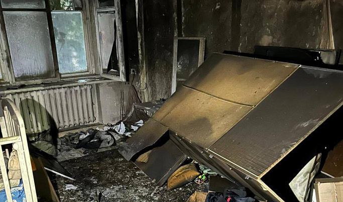 На пожаре в Конаковском районе соседи спасли троих детей