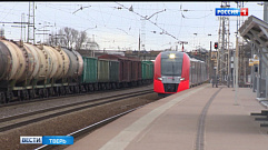На вокзалах Тверской области проверяют наличие масок и перчаток у пассажиров