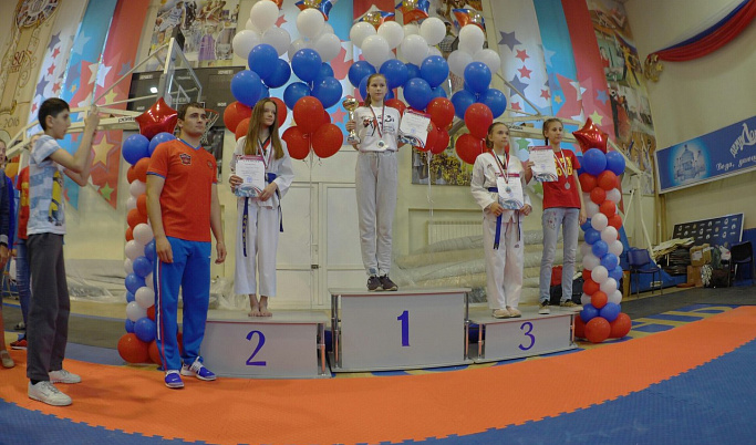 Тверитянка Алина Сергиенко завоевала золото первенства ЦФО по тхэквондо
