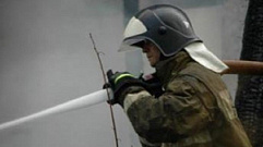 12 спасателей тушили пожар в квартире на улице Хромова в Твери