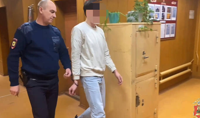 В Кашине правоохранители задержали 21-летнего парня, причастного к серии мошенничеств