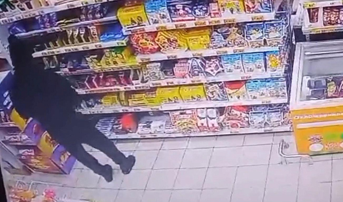 В Тверской области мужчина украл 34 плитки шоколада из-за алкоголя