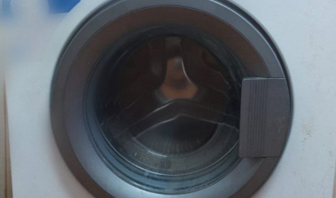 Житель Тверской области увез на санках украденную стиральную машину