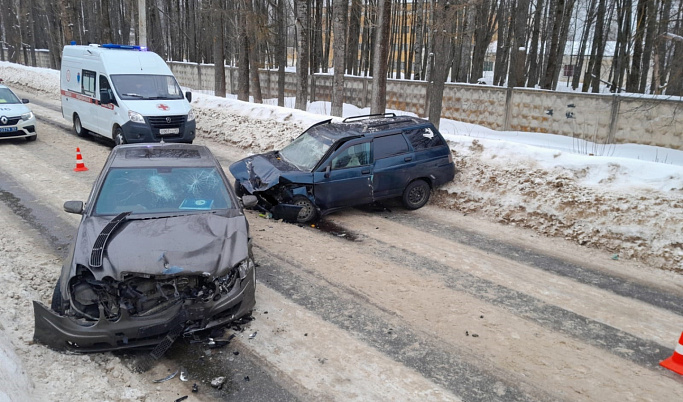 В Тверской области водитель иномарки, совершивший более 100 нарушений ПДД, спровоцировал ДТП