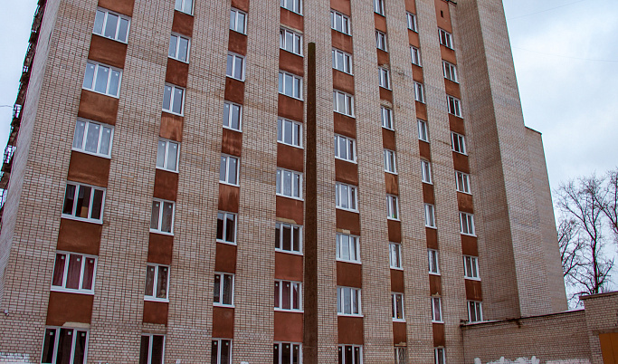 В Твери в студенческих общежитиях ТвГУ заменили 712 окон