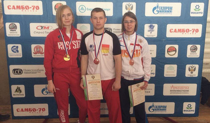 Спортсмены Тверской области вернулись с чемпионата России по универсальному бою (лайт) с золотом и бронзой