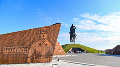 В Тверской области торжества в честь 9 Мая начались у Ржевского мемориала