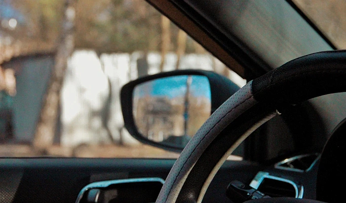 В Тверской области водитель КАМАЗа ездил с поддельными правами