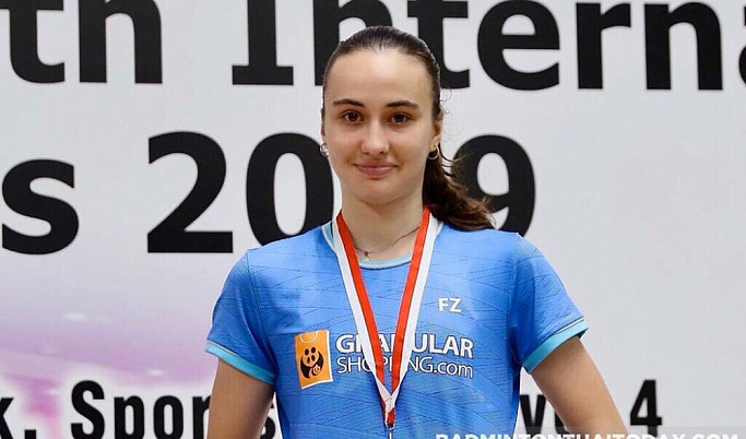 Тверитянка Анастасия Шаповалова взяла золото международного турнира по бадминтону
