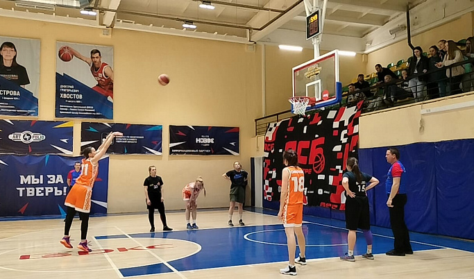 В рамках областных турниров по баскетболу спортсмены Калининской АЭС привезли домой четыре победы