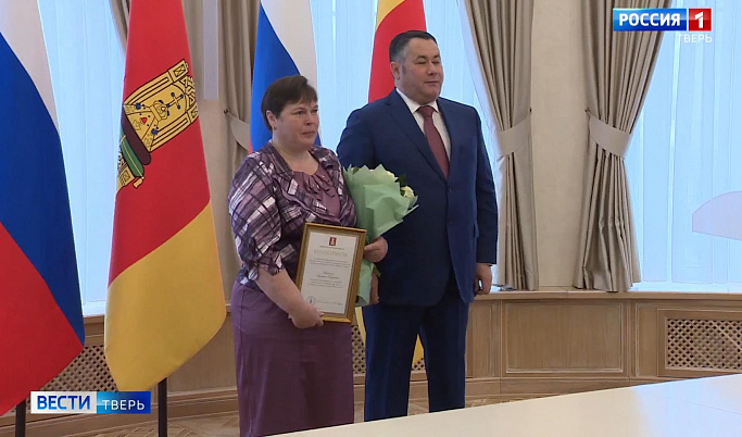 Губернатор Игорь Руденя вручил награды лучшим аграриям региона