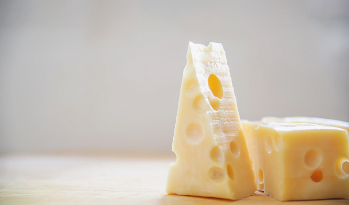 В социальном учреждении Твери выявили фальсифицированный сыр