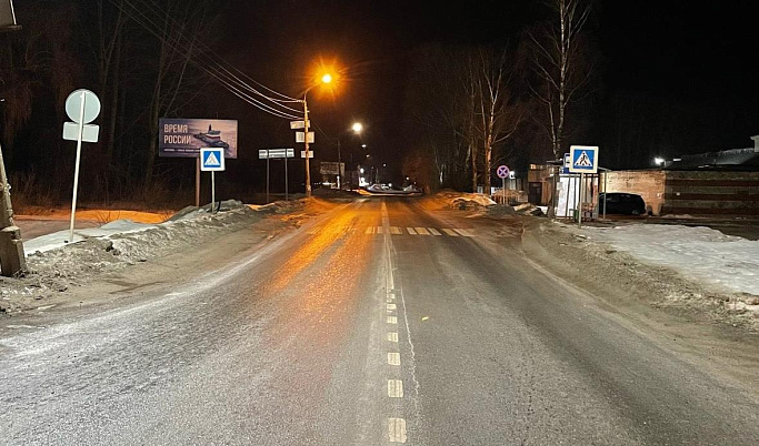 Во Ржеве скрывшегося с места ДТП водителя разыскивают инспекторы ГИБДД