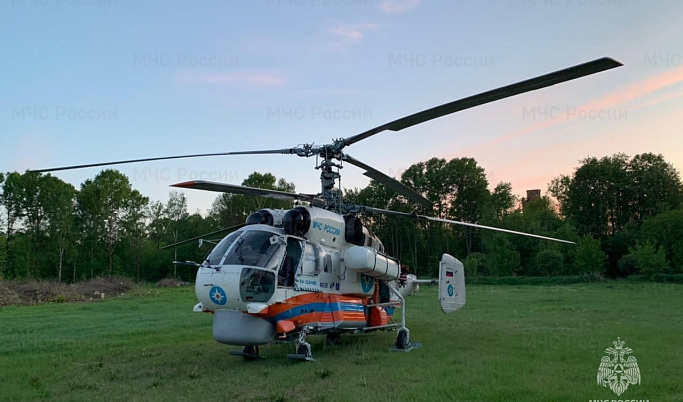 Вертолет МЧС экстренно доставил ребенка в больницу Твери