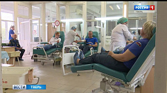 Жители Тверской области сдали почти 8 тысяч литров крови за прошлый год