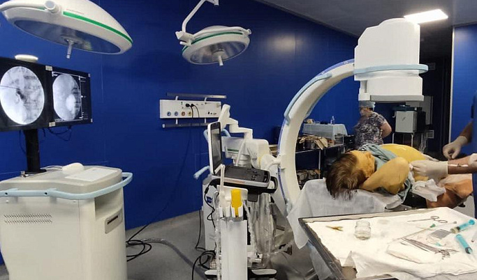В Тверской больнице СМП заработали новые мобильные рентгенодиагностические аппараты