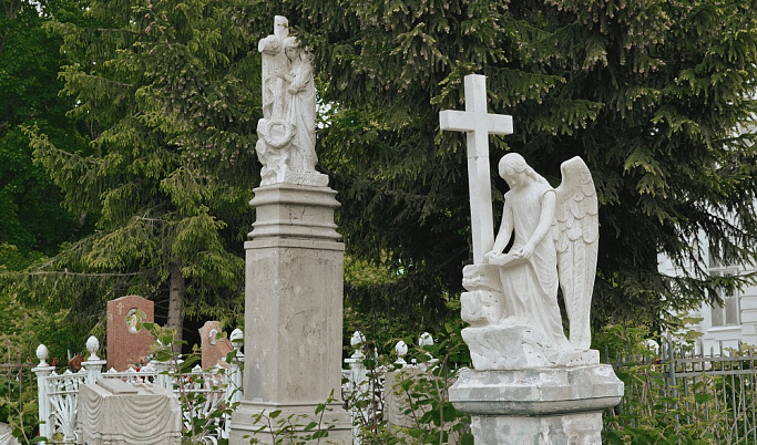 На Волынском кладбище в Твери откроют памятник архитектору Петру Богомолову