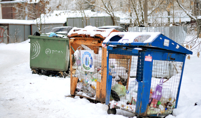 Из-за снегопадов в Тверской области могут возникнуть проблемы с вывозом мусора