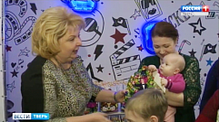 В преддверие Нового Года малышей поздравила депутат государственной Думы Светлана Максимова