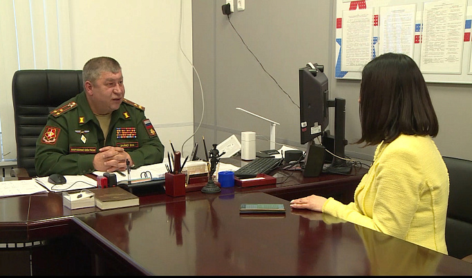 Военный комиссар Тверской области Валерий Зайко рассказал о преимуществах службы по контракту