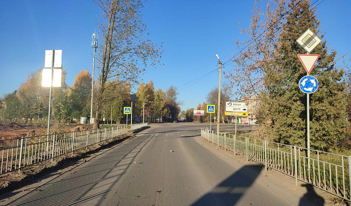 В Тверской области на «зебре» под колесами «ВАЗа» пострадали два школьника