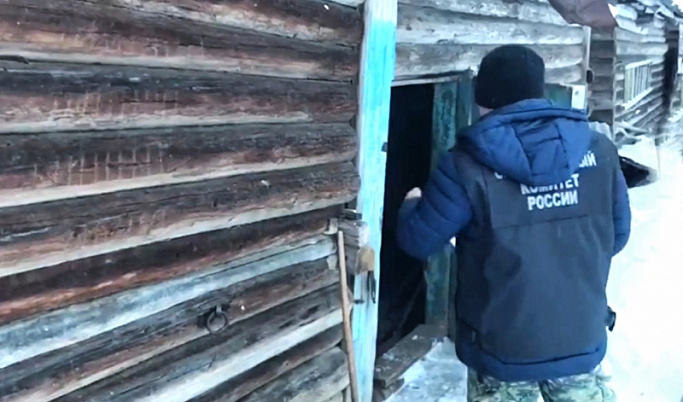 Под Новый год в Тверской области мужчина забил знакомого топором 