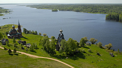 Летом туристы предпочитали отдыхать на озере Селигер в Тверской области