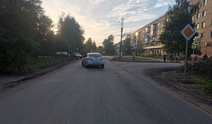 В Тверской области под колесами «Мазды» пострадал 13-летний велосипедист
