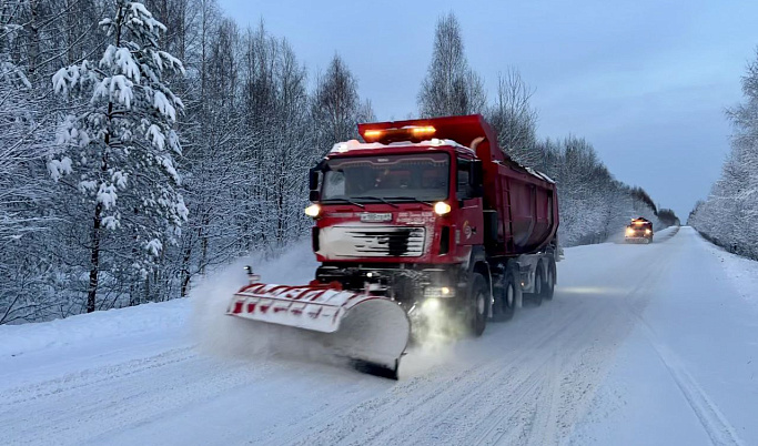 В Тверской области из-за снегопада дорожные службы работают в усиленном режиме
