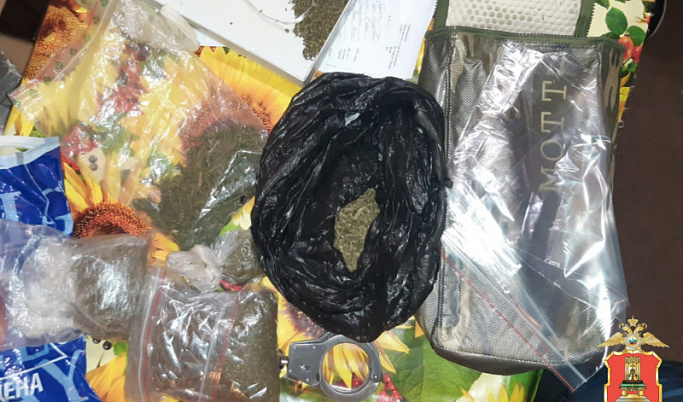 Дома у жителя Заволжского района Твери нашли 125 граммов марихуаны
