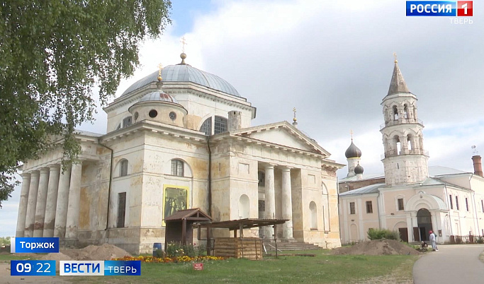 В Торжке на территории Борисоглебского монастыря прошли археологические раскопки