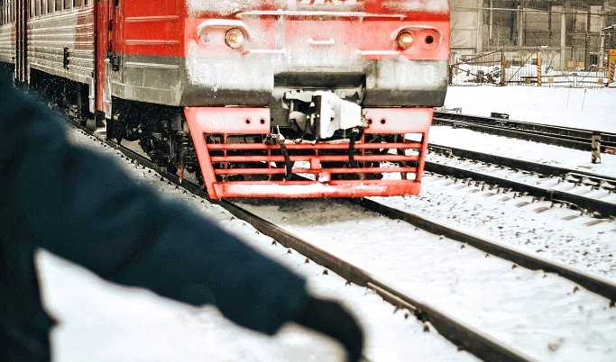 Пассажирка поезда «Москва-Тверь» оставила сумку в туалете и лишилась всего