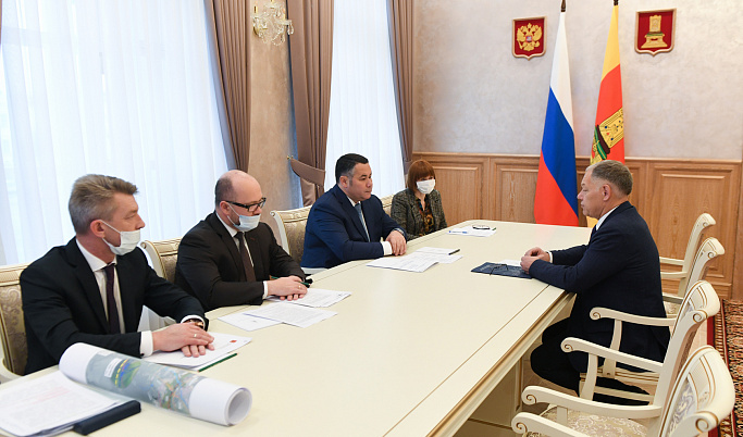 Встреча Игоря Рудени и Вячеслава Петушенко по вопросу трассы развития М-11 вошла в «Губернаторскую повестку»